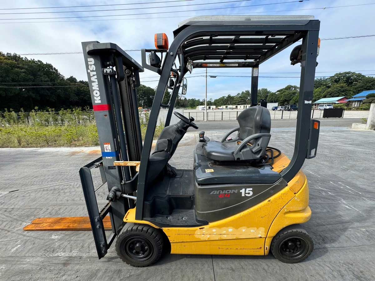 Xe nâng điện Komatsu FB15-12 849479